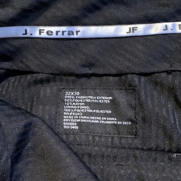 J Ferrar suit - Picture 7 of 9